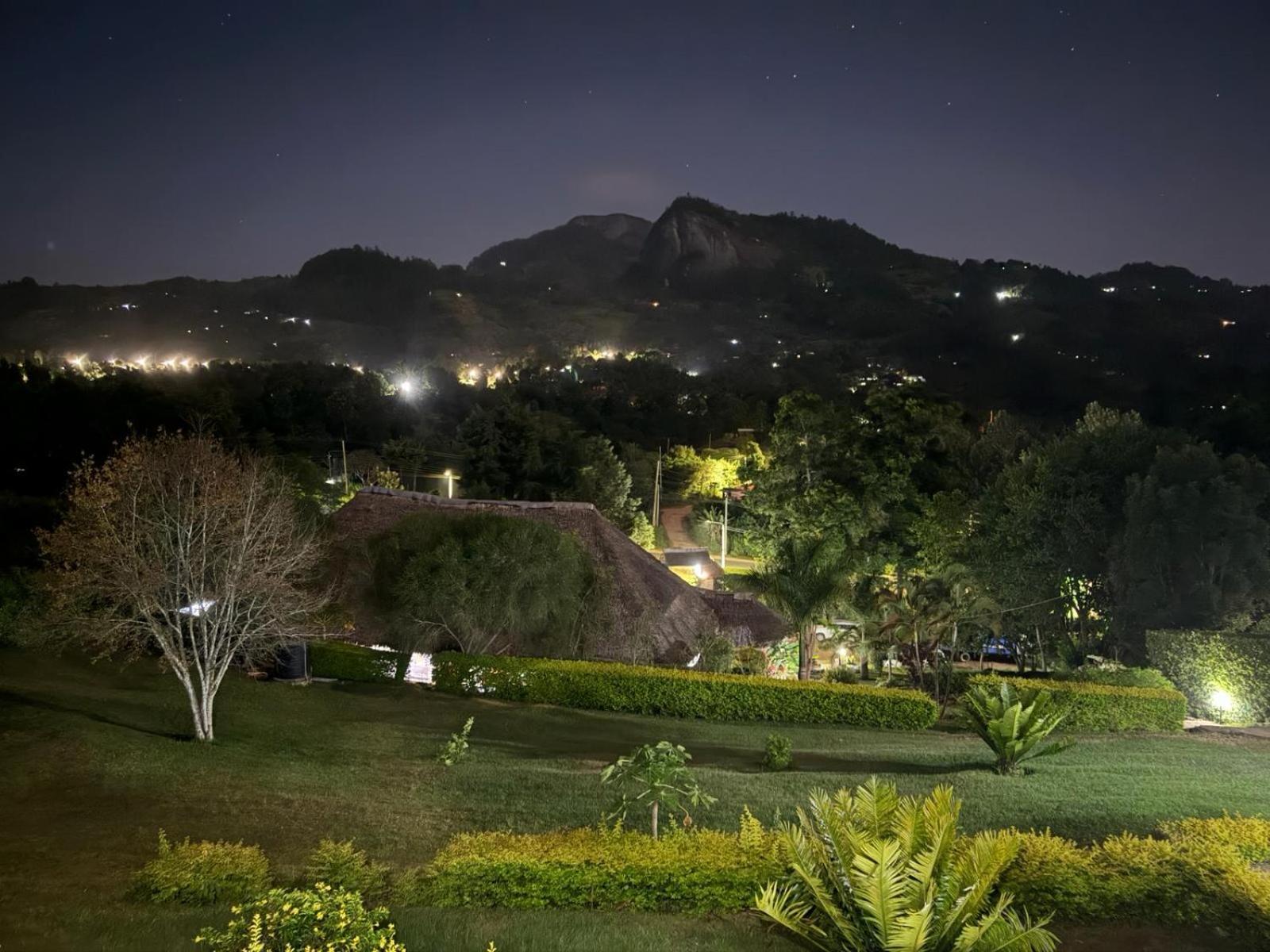 Taita Rocks Hotel Wundanyi エクステリア 写真